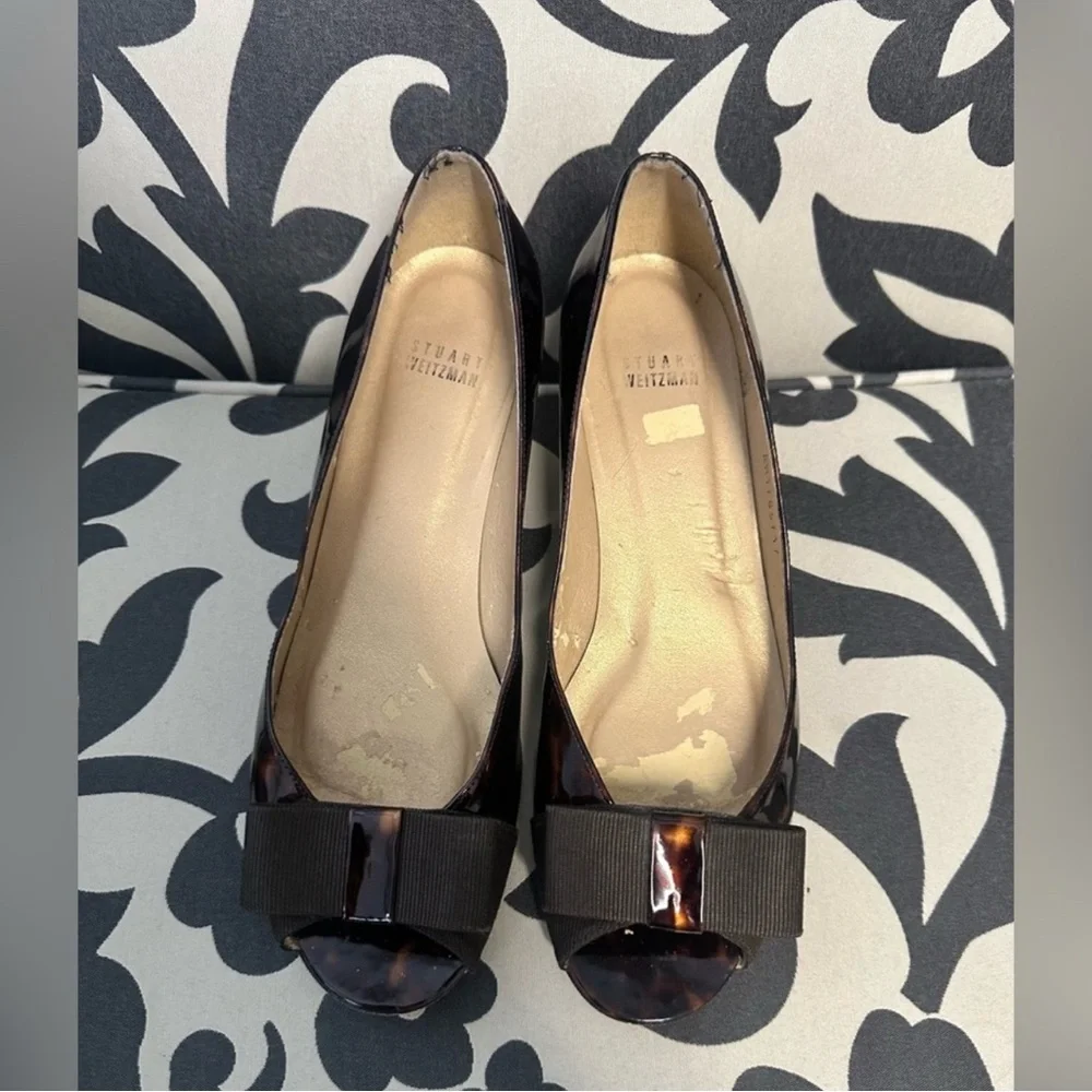 Stuart Weitzman Tortoise Shell Patent Peep
Toe Heels - Picture 2 of 12